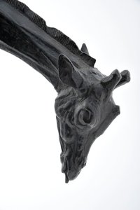 Grote giraffe met gebogen hoofd, gemodelleerd 1909-10, gegoten voor 1913 door Rembrandt Bugatti