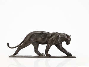 Panter lopend, achterpoot opgetild, c.1904 (gepatineerd brons)