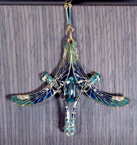 Art Nouveau: hanger Libelle in aquamarijn, goud en email
