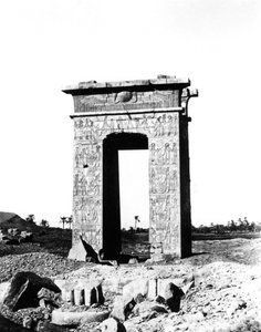 Tempelboog bij Karnak, Egypte