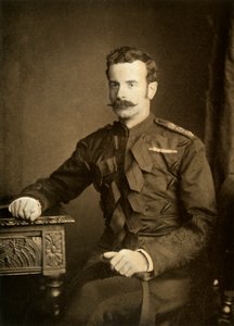 Brigadier-Generaal De Graaf van Dundonald, 1900 door Robert Faulkner and Co