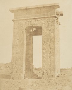 Poort van Ptolemaeus Philomeder, 180 v.Chr., Karnak, ca. 1856 door Robert Murray.