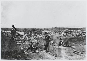 Een rustige dag in de Mortierbatterij, Krim door Roger Fenton