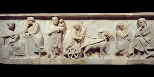 Fragment van de sarcofaag van Marcus Cornelius Statius Rond 150 na Christus - Oud Rome: Gezicht van een Romeinse sarcofaag. Scène van het leven van een kind van geboorte tot leren. Parijs, Musée du Louvre door Roman