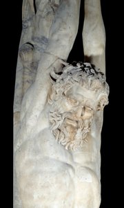 Marteling van Marsyas hangend aan een dennenstam. Detail