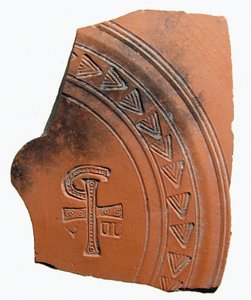 Aardewerkscherf met een combinatie van letters die een afkorting vormen voor de naam van Jezus Christus, Noord-Afrika, ca. 4e eeuw n.Chr.