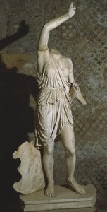 Standbeeld van Amazon, Romeinse kopie van origineel door Phidias door Roman