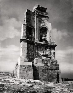 Het monument van Philopappos (90-115) c.116