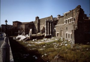 Uitzicht op het forum van Augustus door Roman