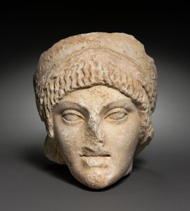 Hoofd van een Jonge Vrouw door Roman Imperial Period