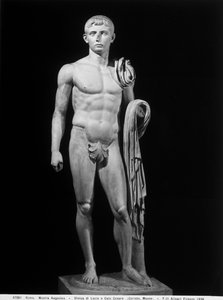 Mannelijke naakt (Lucius of Caius Caesar) (marmer)