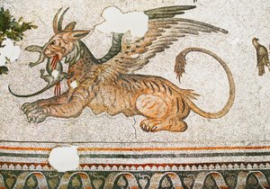 Mozaïek van een Tijger-Griffioen die een hagedis eet, Arasta Bazaar, Sultan Ahmet Moskee, Istanbul door Roman Roman
