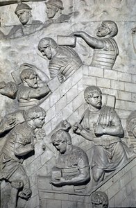 Romeinse kunst: bouw van een fort in het Romeinse kamp. Mal van 1862 die de bas-reliëfs van de zuil van Trajanus reproduceert in Rome gebouwd tijdens het bewind van keizer Trajanus (53-117) door Roman Roman