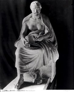 Zittende filosoof, het hoofd wordt verondersteld Demosthenes (384-322 v.Chr.) te zijn (later toegevoegd) uit villa Montalto-Negroni