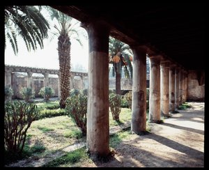 Zicht op peristyle van Casa d