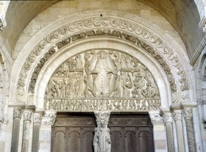 Laatste oordeel, gebeeldhouwd timpaan van de Cathédrale Saint-Lazare d