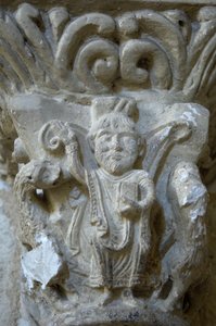 Romaans kunst: detail van een kapiteel van de kerk van Saint Blaise, Lacommande (Atlantische Pyreneeën) door Romanesque
