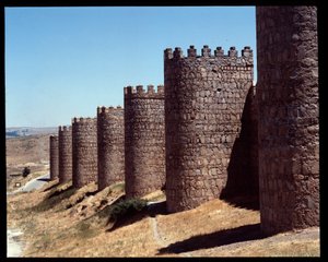 Uitzicht op de muren van Avila, Spanje door Romanesque