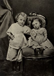 Lenin op vierjarige leeftijd en zijn zus Olga, Simbirsk