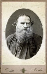 Portret van Lev Nikolaievitch, graaf Tolstoi door Russian Photographer