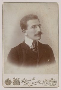 Portret van de schilder Leon Bakst door Russian Photographer
