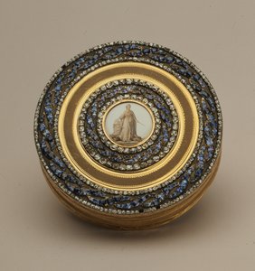 Snuffbox met latere miniatuur van een monument voor Catharina II, door Johann Gottlieb Scharff, St. Petersburg, 1776 door Russian School