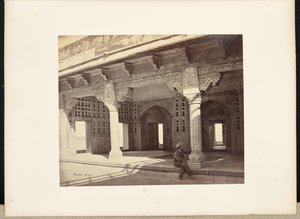 Agra; het Fort, interieur van de Zenana, met het mozaïekwerk door Samuel Bourne