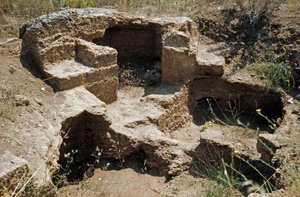 Nuragische cultuur: ruïnes van de prenuragische stad op de megalithische site van Anghelu Ruju: de centrale toren. 20e eeuw v.Chr.
