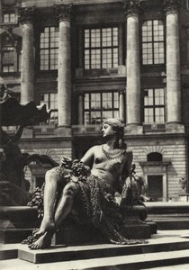 Berlijn: Partie vom Schlossbrunnen; (detail) door Sasha Stone