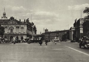 Berlijn: Zeughaus und Kronprinzenpalais door Sasha Stone