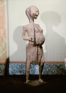 Beeld van een zwangere vrouw (hout) door School African