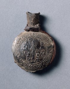 Pelgrimsampul met Scènes van de Kruisiging (voor) en de Hemelvaart (achter)
