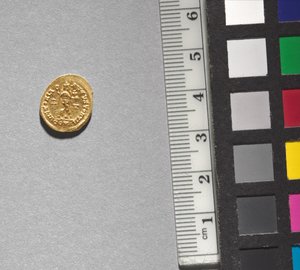 Solidus van Arkadios (achterzijde), 395-408 (goud) door School Byzantine