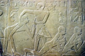 Dorpoudsten gedwongen om hun foutieve belastingaangiften toe te geven aan klerken, Tomb of Merereuka, 6e Dynastie door School Egyptian