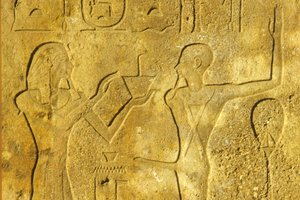Oud Egypte, Muur schildering/gravure, Karnak/Luxor Tempel, Hatshepsut offert wierook aan God Min door School Egyptian