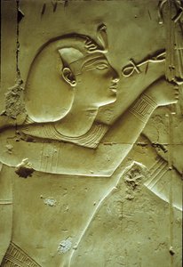Oud Egypte, Muur schildering/gravure, Seti I ontvangt leven, gesymboliseerd door de ankh, Tempel van Seti I, Abydos