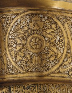 (detail) van een ingelegd dienbladstandaard, Mamluk Egypte of Syrië, eerste helft van de 14e eeuw door School Egyptian