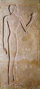 Egyptische oudheid: jonge vrouw met lotus bloem. Kalksteen. 5e dynastie, 2300 v.Chr. Dim. 145 cm Parijs, Louvre Museum door School Egyptian