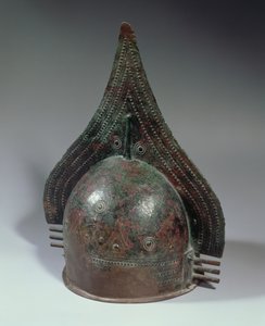 Bronzen helm, Villanovaperiode, 2e helft 8e eeuw v.Chr. door School Italian