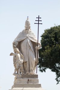 Standbeeld van Sint Sylvester, Mantua, Lombardije, Italië
