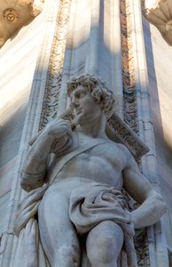 Telamon van de gevel van de kathedraal van Milaan, Lombardije, Italië (detail) door School Italian