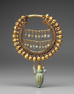 Oorbellen, 550-330 v.Chr. (goud en faience) door School Persian