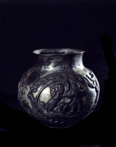 Perzische kunst: zilveren vaas door School Sasanian