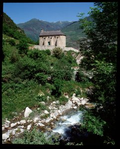 Uitzicht op de kapel van St. Pelegrin, Arties (fotografie) door School Spanish