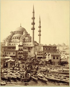 Santa Sophia moskee en vissersboten aan de kust van de Bosporus, Istanbul, ca. 1890
