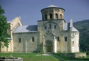 Zuidelijk aanzicht van de kerk van Sveta Bogodorica door Serbian School