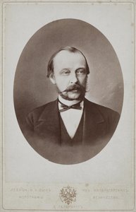 Portret van Graaf Dmitry Andreyevich Tolstoy 1823-1889, 1887 door Sergei Lvovich Levitsky