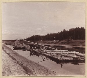 Vlotten van boomstammen, Wolga-Baltische Waterweg, Rusland