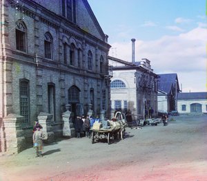 Mechanische werkplaatsen voor het afwerken van gietstukken bij Kasli Iron Works, 1905-1915 door Sergey Prokudin Gorsky