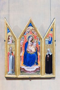 Drieluik, tronende Madonna en Kind met engelen (midden), engel van de annunciatie en Sint Augustinus (links), Maagd annunciatie en Sint Monica (rechts)